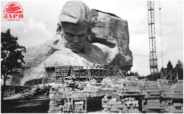 Строительство мемориального комплекса Брестская крепость-герой