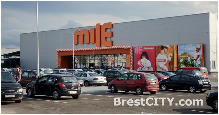 Строительный гипермаркет MILE в Бресте