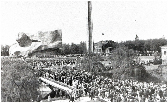 День Победы в Брестской крепости 1975 года. 40 лет назад