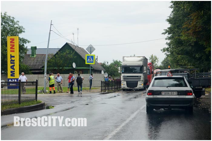 На улице Пушкинской оборвался провод. Пробка