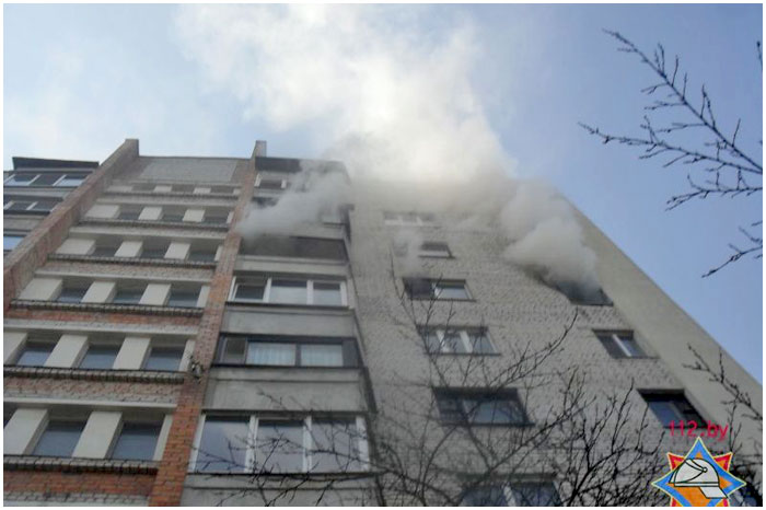Пожар на улице Карбышева в Бресте 20 марта 2015