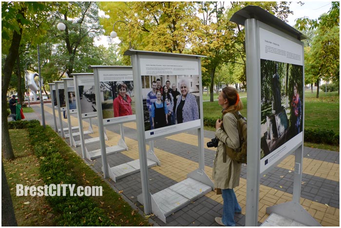 Уличная фотовыставка Проекты в лицах в Бресте