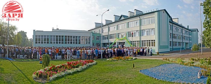 Школа в городе Высокое Каменецкого района Брестской области