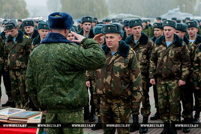 Десантники. Увольнение в запас