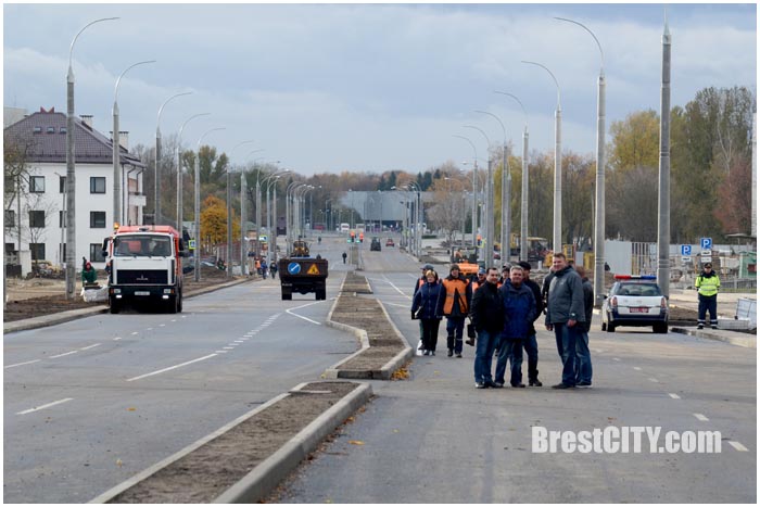 Открыто движение по проспекту Машеров в Бресте в сторону крепости. Фото BrestCITY.com