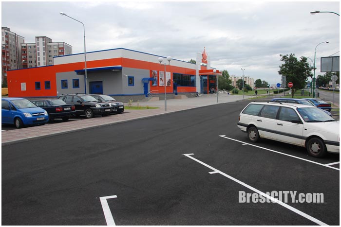 На вульке открывается новый магазин Корона