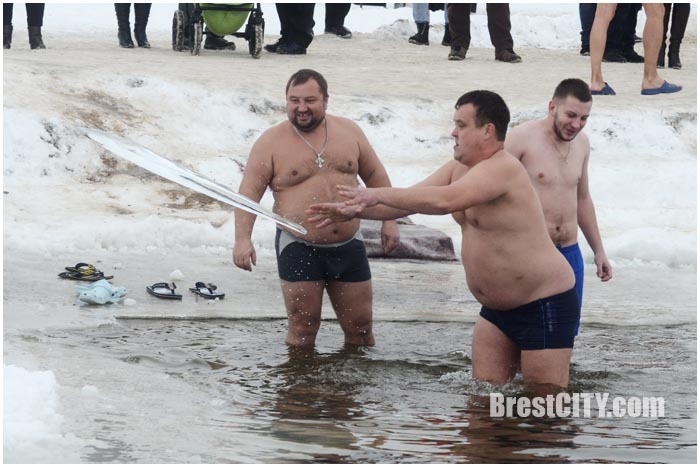 Крещение в Бресте 19 января 2016. Фото BrestCITY.com