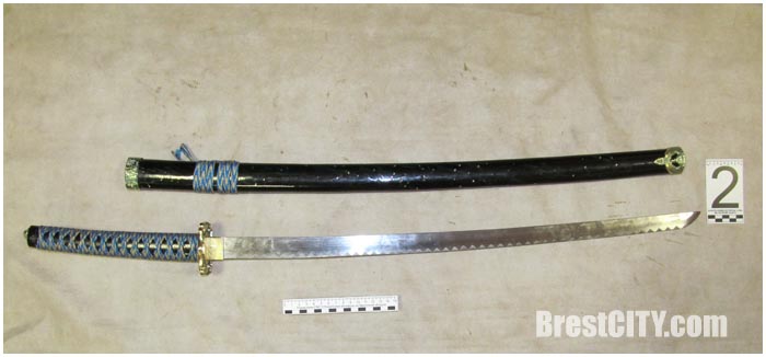Японские мечи изъяты на границе в Бресте