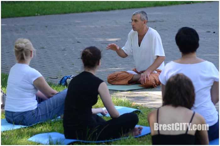 Международный День йоги в Бресте