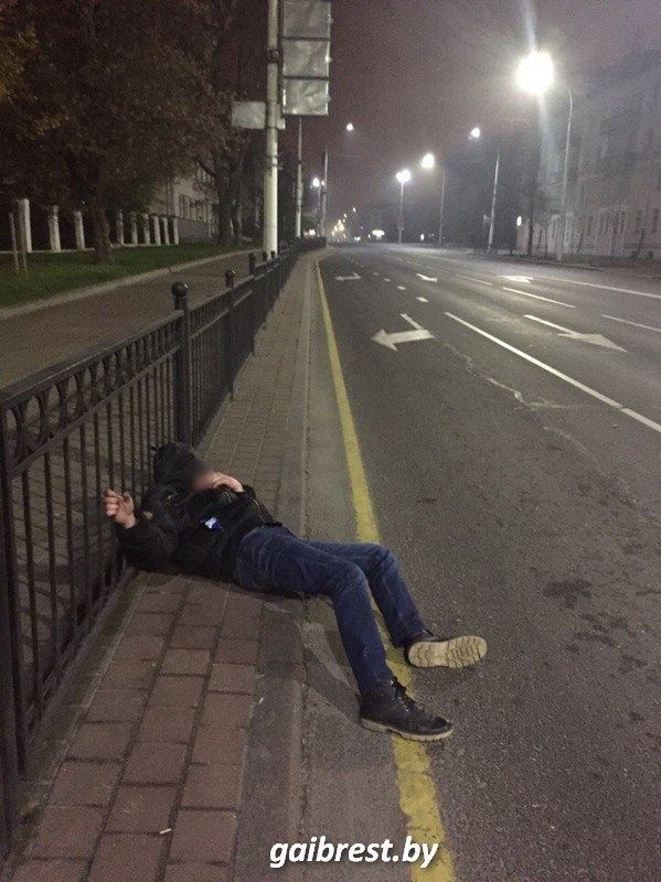Пьяный пешеход на Ленина в Бресте