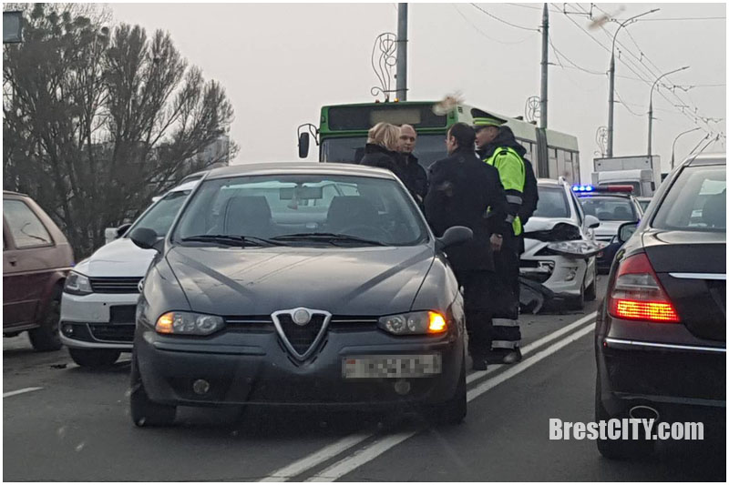Авария на Кобринском мосту в Бресте 16 ноября
