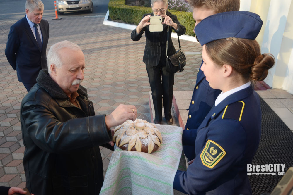 На встрече в Бресте Якубович рассказал о войне и животном страхе (видео)