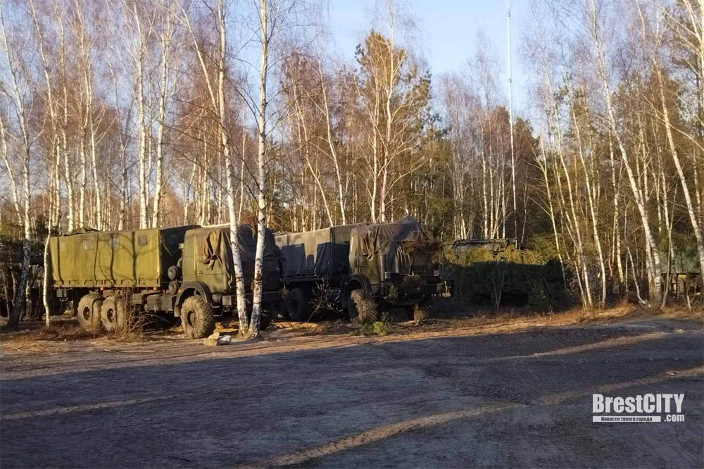 Войсковое соединение из нескольких полков или бригад