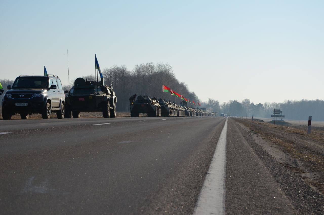 Сегодня по улицам Бреста пройдет большая колонна военной техники. Что  случилось?