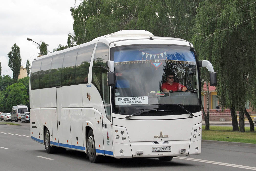 Автобусы пинск. МАЗ 152062 (45). МАЗ 152062 автобус. Международный автобус. Москва Пинск.