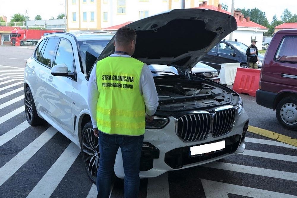 Автомобили Польши ну улице