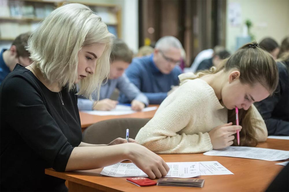 Названы даты проведения централизованных экзаменов в 2023 году в Беларуси