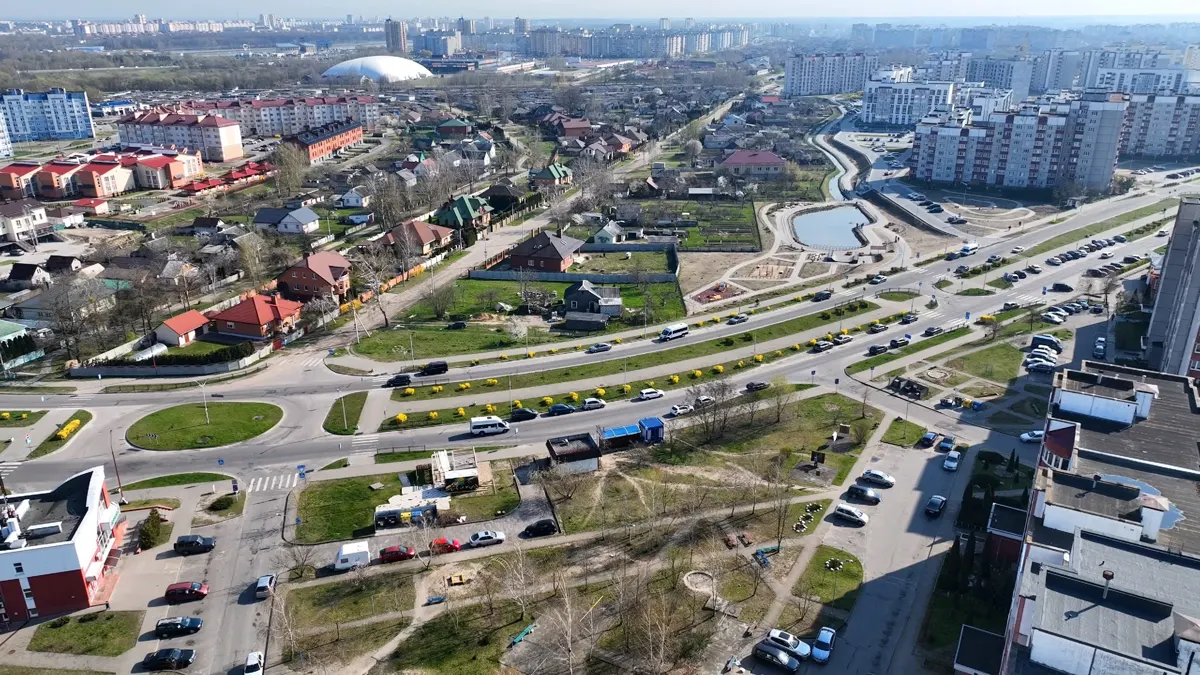 Южная часть Бреста. Полет над городскими крышами