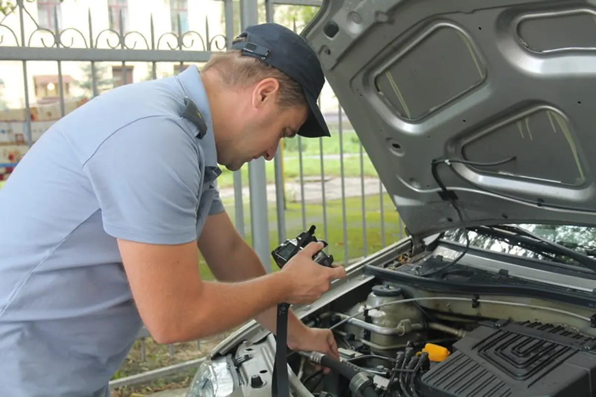 Не смог снять с учета в ГАИ свой Mercedes - во время ремонта 