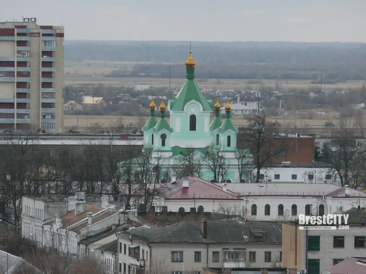 Брест разительно поменялся, смотрим и удивляемся. Год 2008-й