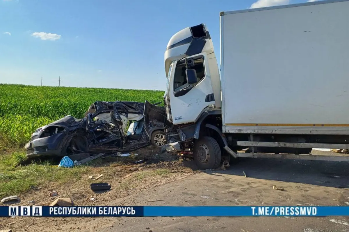 Не пропустил грузовой DAF. Трое погибших в ДТП в Могилевской области