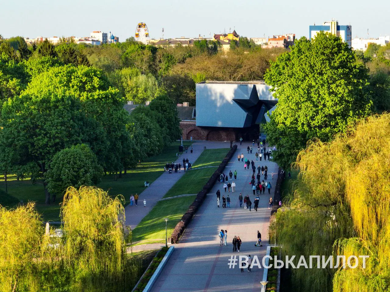 Брестская крепость с высоты накануне 9 мая 2025