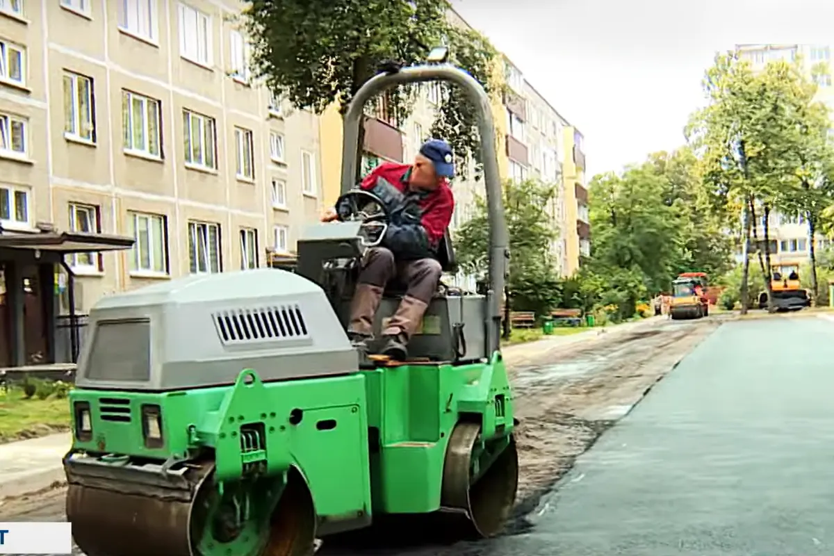 В Бресте масштабно обновили дороги и тротуары. Цифры по асфальту и плитке