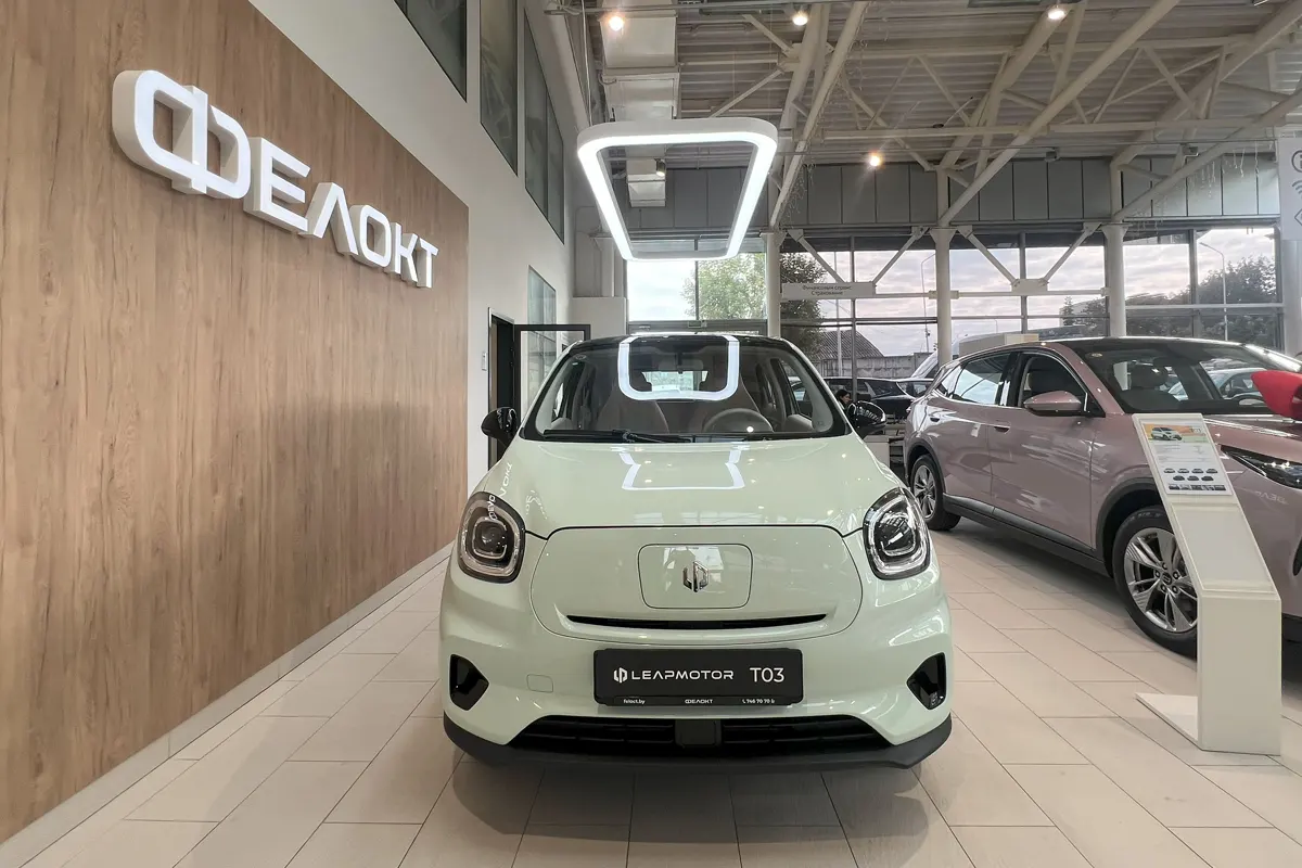 Такого еще не было. В Беларусь привезли ситикар Leapmotor T03 за 41 880 рублей