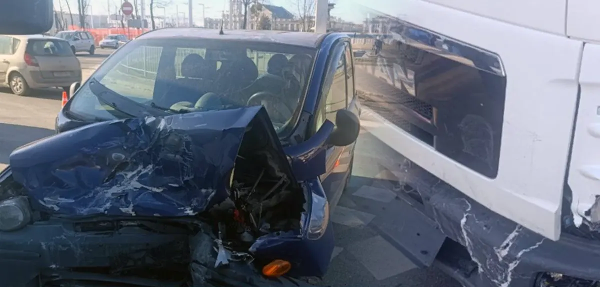 Fiat поворачивал налево   попал под MAN в Бресте