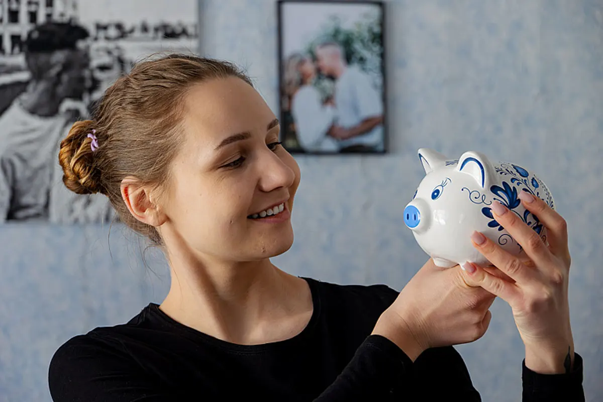 Накопить на квартиру: пара тратит на еду всего 300 рублей в месяц