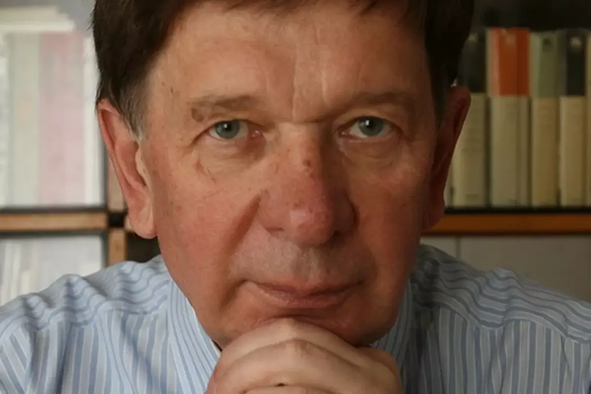 Умер автор гимна Беларуси, народный поэт Владимир Каризна