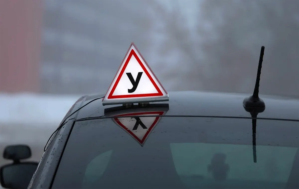 Обучение в автошколах Беларуси подорожало. Узнали, что конкретно и почему