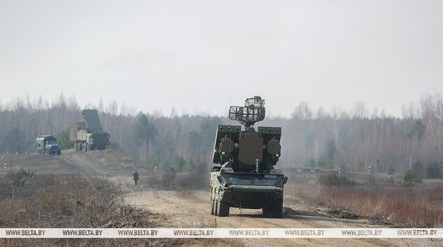 Военнослужащие 62 го зенитного ракетного полка совершили 180 километровый марш во время проверки боеготовности