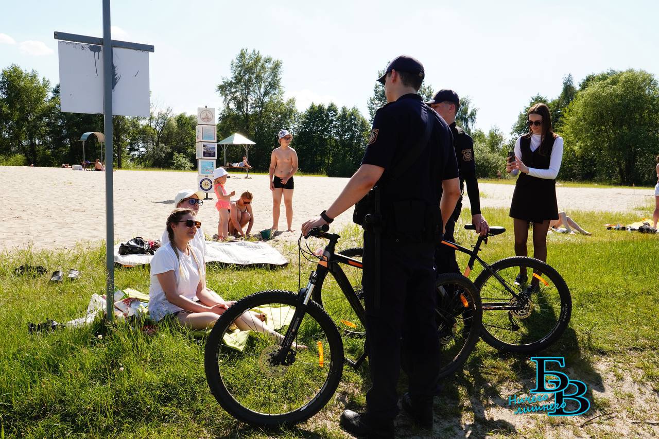 В Бресте ОМОН заметили на городских пляжах. Что там происходит