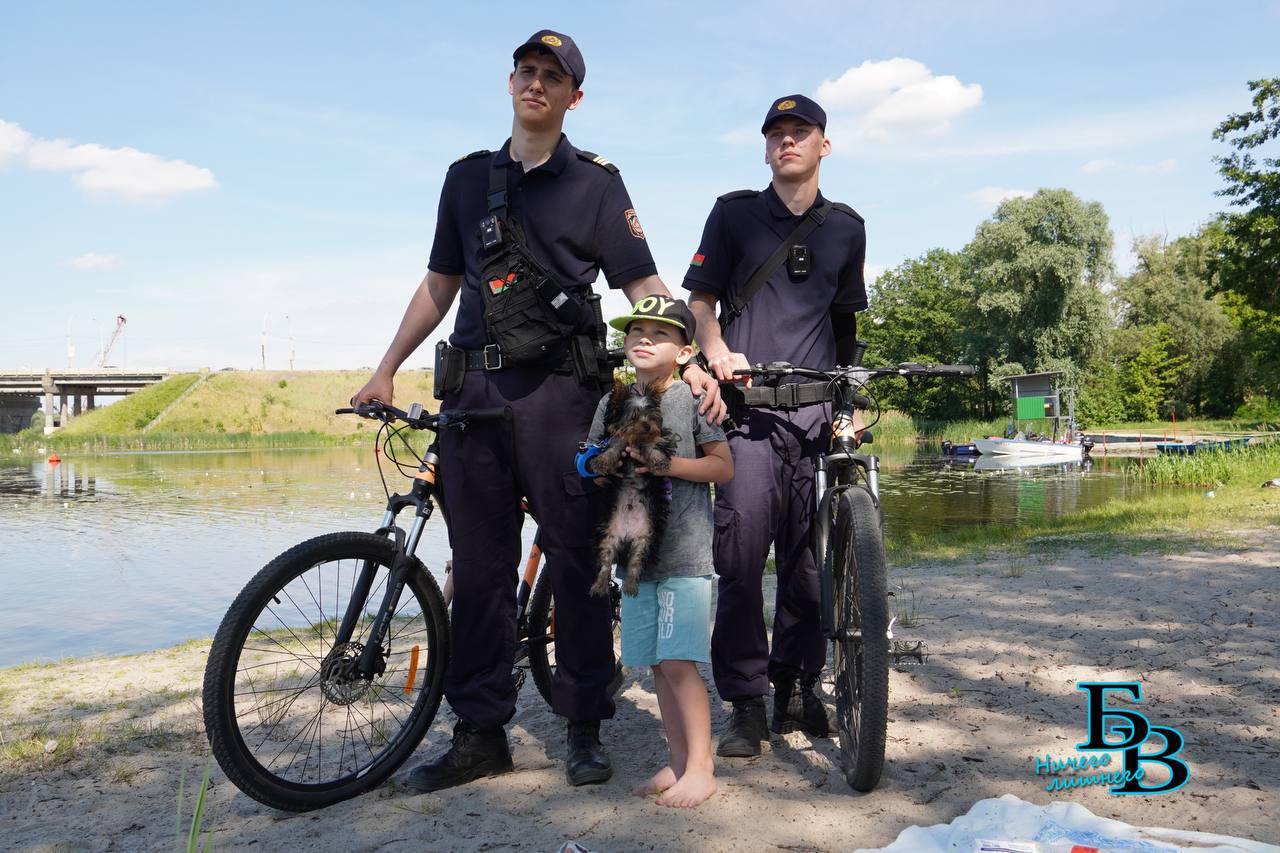 В Бресте ОМОН заметили на городских пляжах. Что там происходит