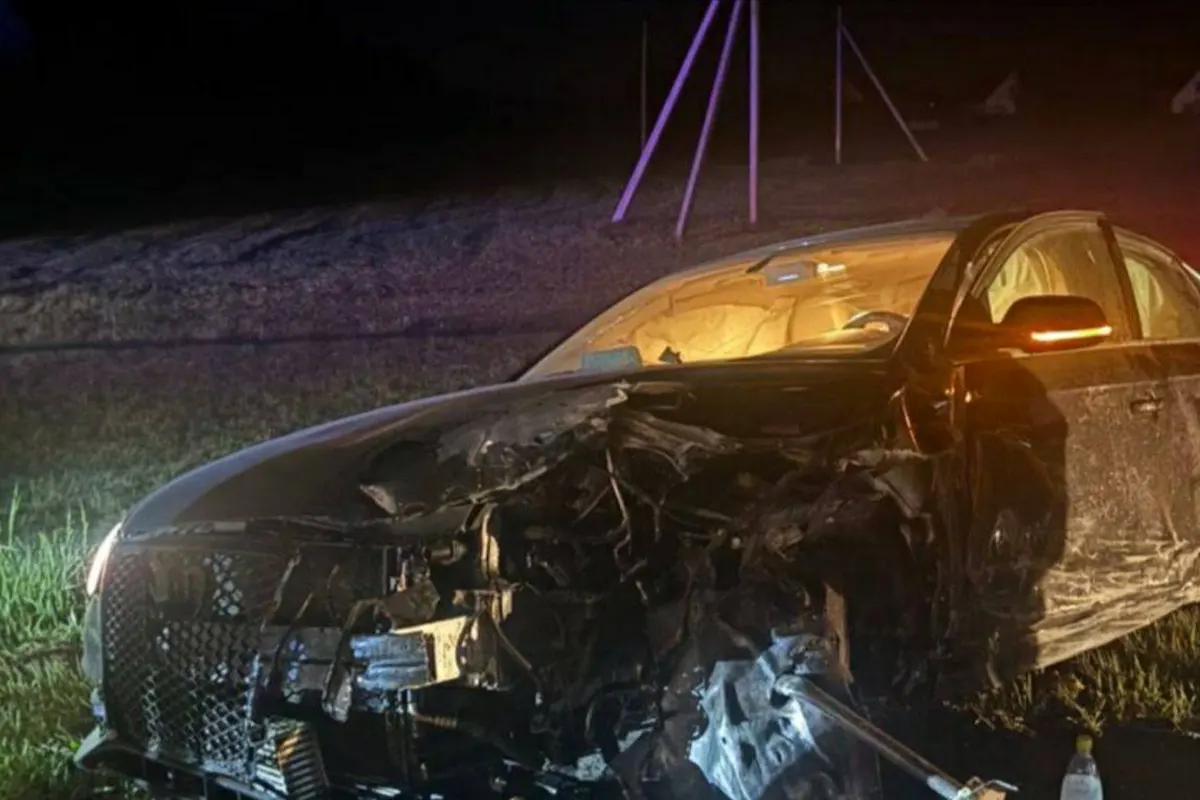 Ночное ДТП на М 10 с участием трёх авто: один водитель в реанимации