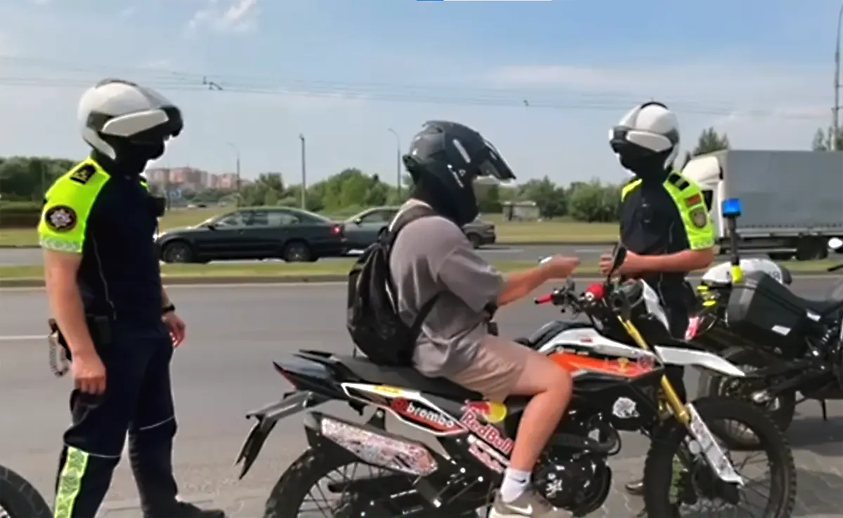 ГАИ усиленно патрулирует дороги в Бресте и области. Мототранспорт под особым вниманием