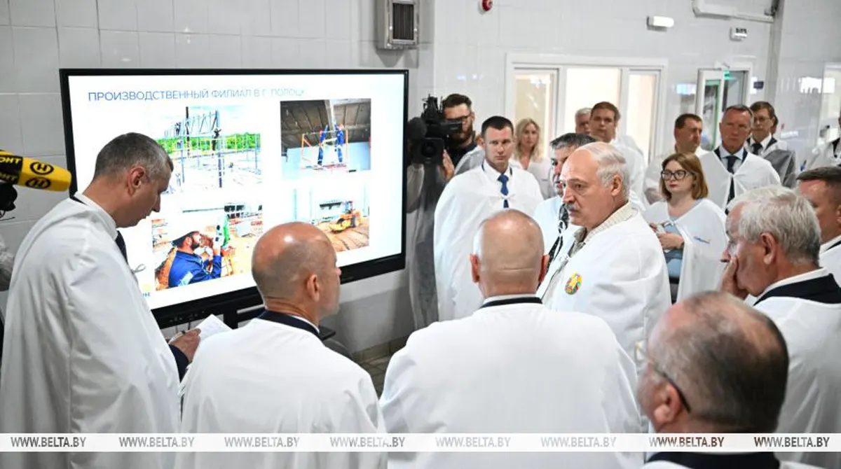 Лукашенко требует углубить переработку молочной сыворотки
