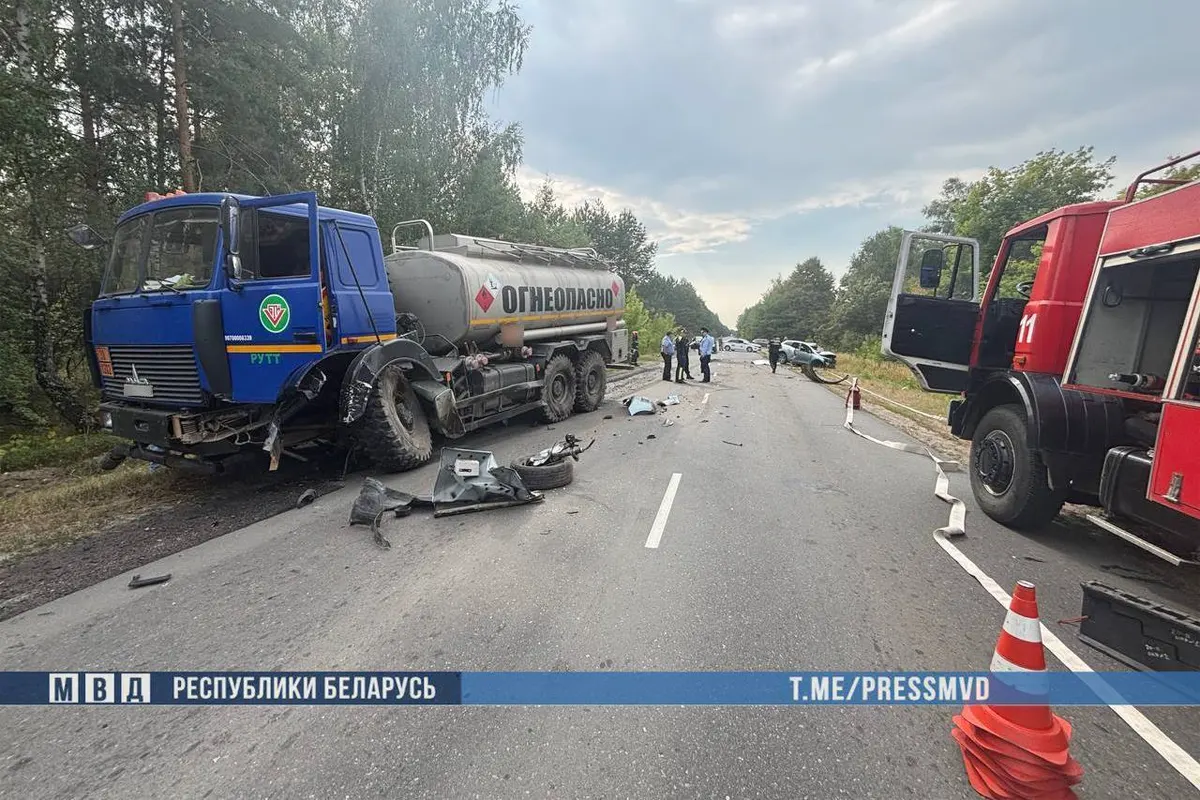 ДТП с грузовиком на Гомельщине: трое погибших, в том числе ребенок